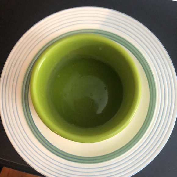 Beautiful green vase by Edible Arrangements - Picture 2 of 4